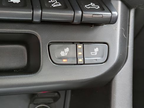 Used 2021 Chevrolet Colorado ZR2 AWD/4WD image 21