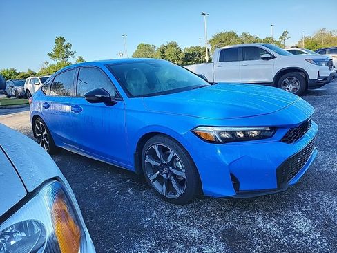 Used 2025 Honda Civic Sport Touring image 2