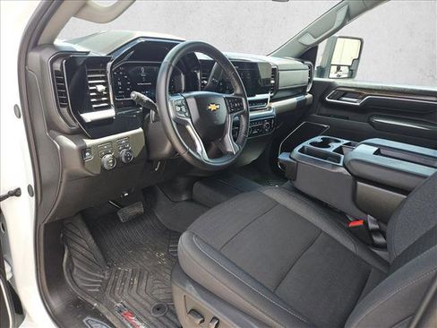 Used 2026 Chevrolet Silverado 2500 LT AWD/4WD image 15