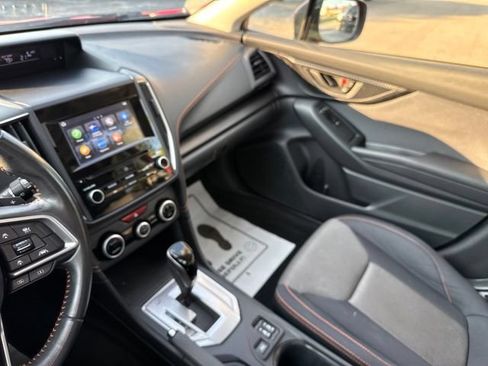 Used 2020 Subaru Crosstrek 2.0i Premium w/ Moonroof Package 1 AWD/4WD image 25