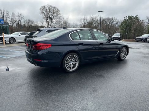 Used 2020 BMW 530i xDrive w/ Premium Package image 4