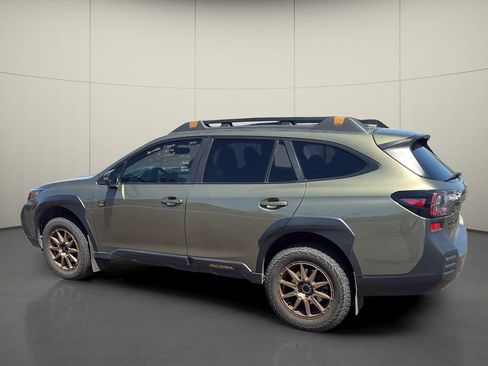 Used 2022 Subaru Outback Wilderness AWD/4WD image 5