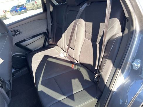 Used 2023 Nissan Rogue S image 25