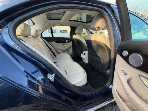 Used 2015 Mercedes-Benz C 300 4MATIC Sedan image 24