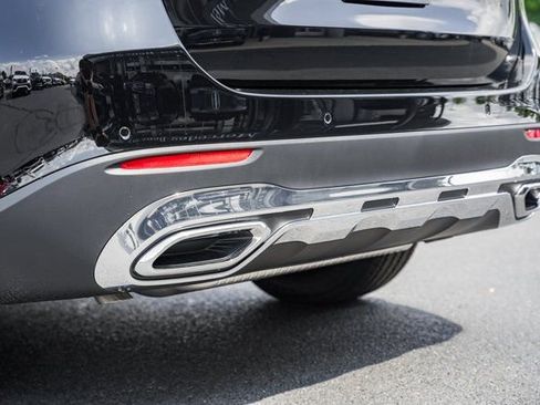 New 2025 Mercedes-Benz GLC 350e 4MATIC image 8