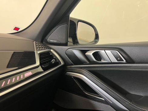 New 2026 BMW X6 M60i w/ Executive Package image 31