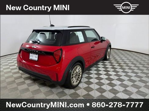 Certified 2025 MINI Cooper 2-Door Hardtop FWD image 7
