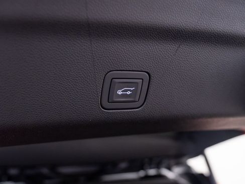 New 2026 Cadillac Escalade Luxury image 39