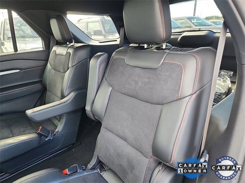 Certified 2025 Ford Explorer ST image 26