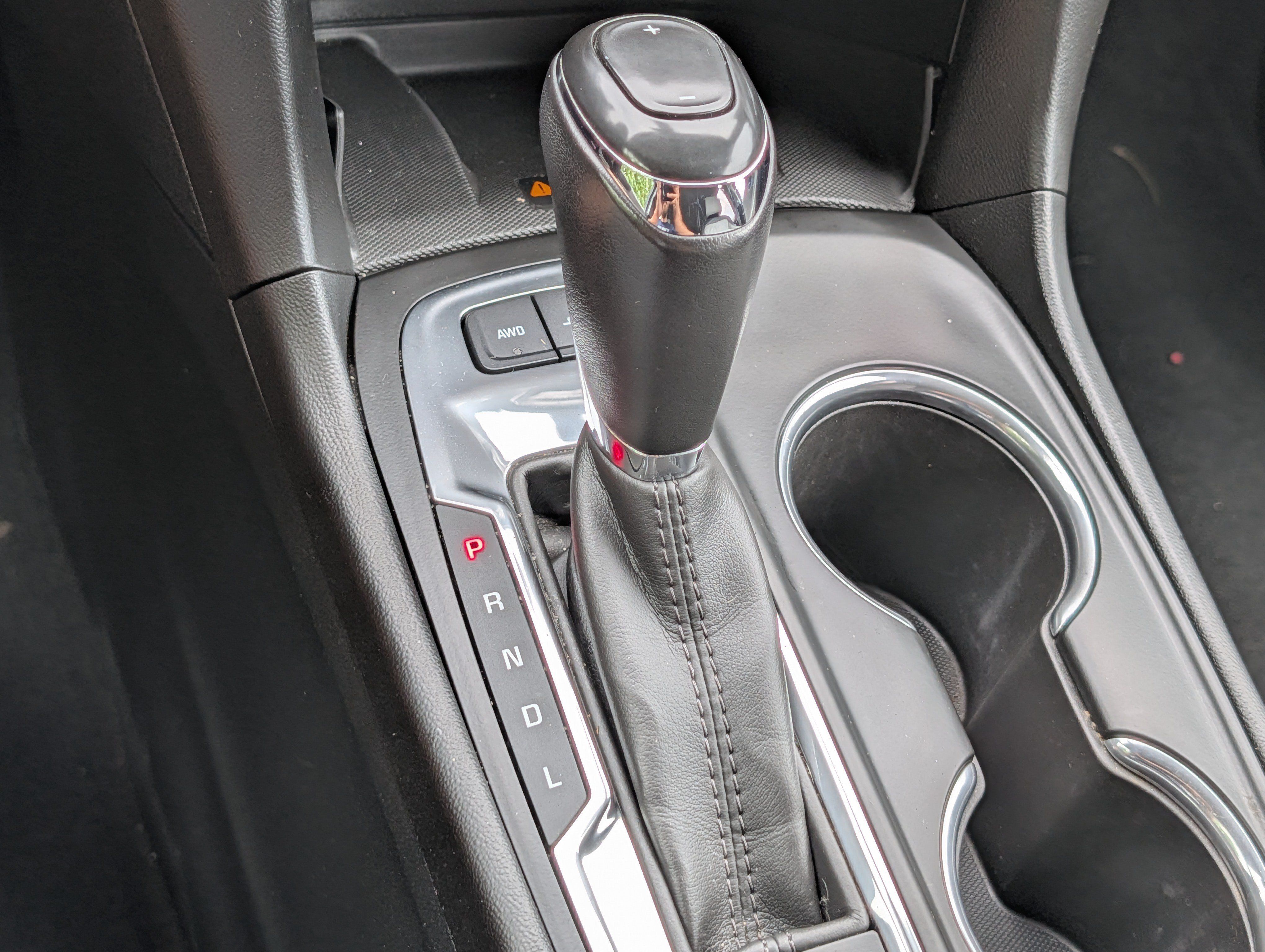 Used 2019 Chevrolet Equinox Premier AWD/4WD image 24
