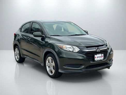 Used 2016 Honda HR-V LX image 3