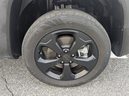 Used 2021 Jeep Renegade Sport image 11