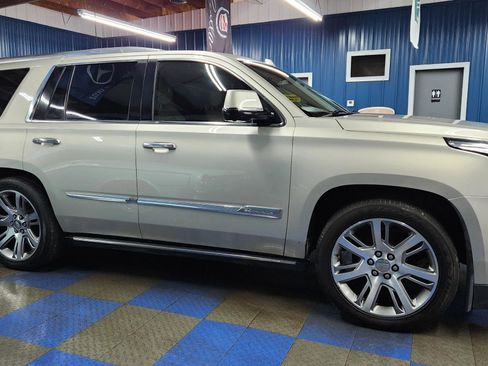 Used 2015 Cadillac Escalade Premium image 74