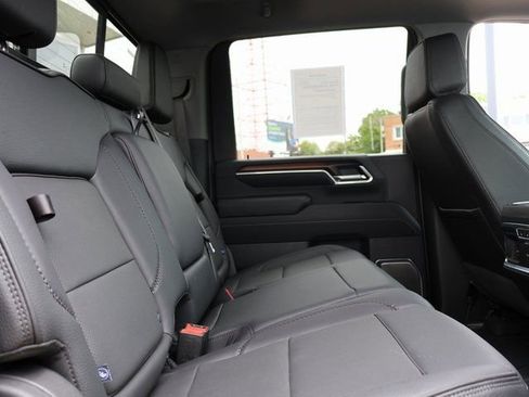 Certified 2025 GMC Sierra 3500 Denali w/ Denali Reserve Package AWD/4WD image 13
