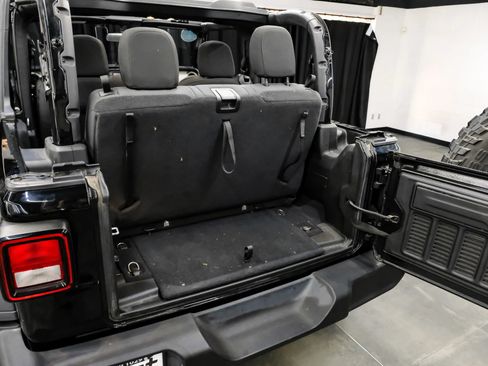 Used 2021 Jeep Wrangler Sport AWD/4WD image 54