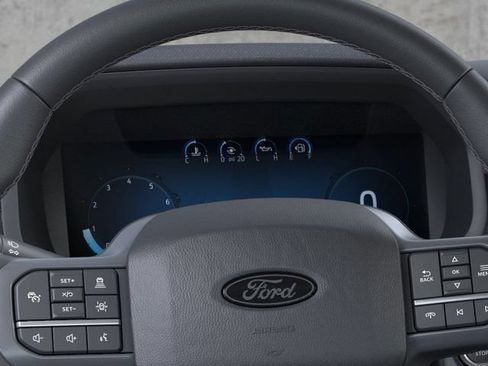 Used 2025 Ford F150 XLT w/ Equipment Group 302A MID AWD/4WD image 13