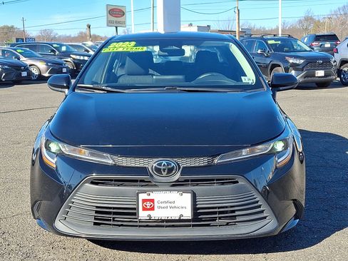 Certified 2023 Toyota Corolla LE image 2