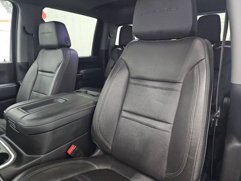 Used 2022 GMC Sierra 3500 Denali w/ Denali Ultimate Package image 22