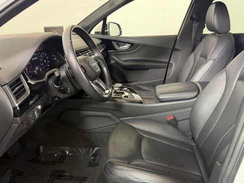 Used 2019 Audi Q7 3.0T Prestige w/ Prestige Package AWD/4WD image 5
