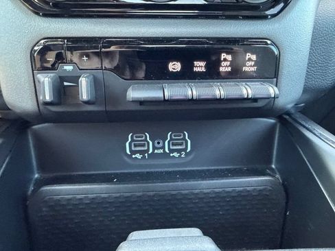 Used 2024 RAM 3500 Lone Star AWD/4WD image 26
