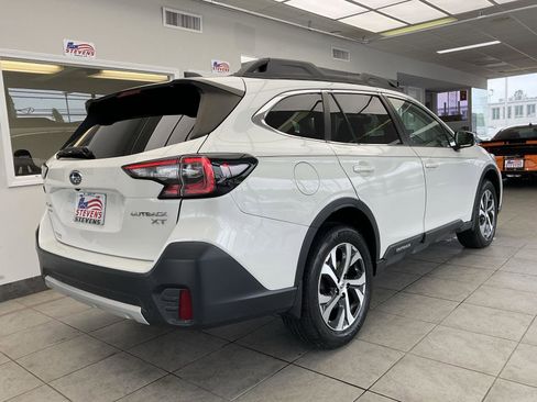Used 2021 Subaru Outback Limited XT AWD/4WD image 5
