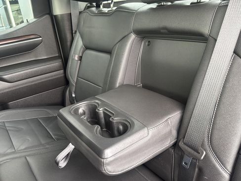 Used 2022 GMC Sierra 1500 SLT w/ X31 Off-Road Package image 17