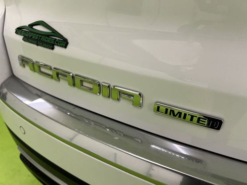 Used 2017 GMC Acadia Limited SLT image 12