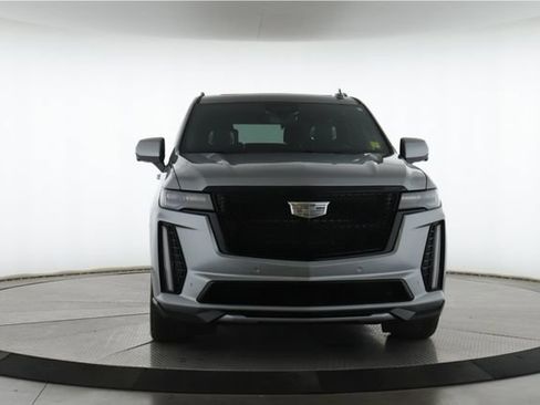 Used 2024 Cadillac Escalade V w/ LPO, ONYX Package AWD/4WD image 12