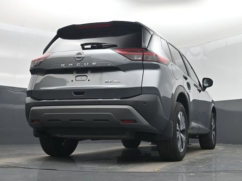 Used 2023 Nissan Rogue SV w/ SV Premium B Package image 43