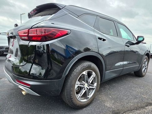 Used 2023 Chevrolet Blazer LT AWD/4WD image 9