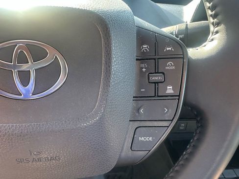 Used 2023 Toyota Prius LE image 27