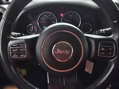 Used 2015 Jeep Wrangler Unlimited Sport w/ Quick Order Package 24S AWD/4WD image 22