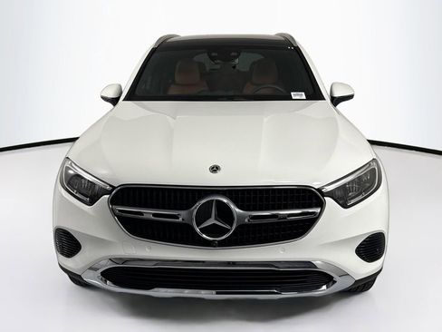 Certified 2026 Mercedes-Benz GLC 300 image 2