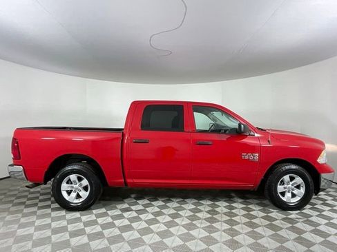 Used 2022 RAM 1500 Classic SLT image 4