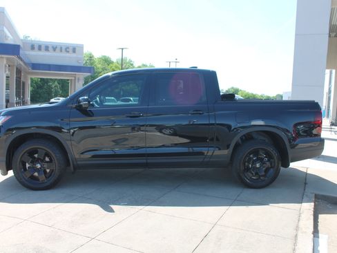 Used 2025 Honda Ridgeline Black Edition image 7
