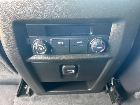 Certified 2023 Chevrolet Traverse LT AWD/4WD image 21