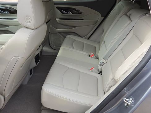 Used 2019 GMC Terrain Denali w/ Advanced Safety Package AWD/4WD image 13