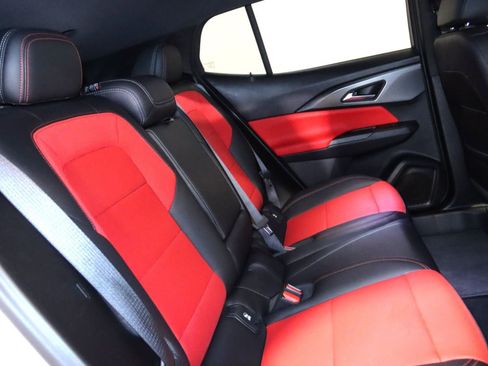 Used 2025 Chevrolet Equinox EV RS FWD image 72