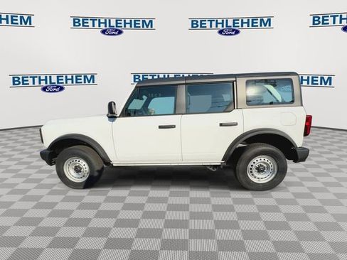 New 2025 Ford Bronco 4-Door image 5