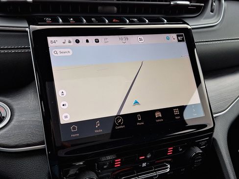 New 2025 Jeep Grand Cherokee L Limited w/ Black Appearance Package image 20