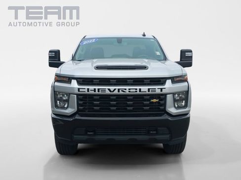 Used 2022 Chevrolet Silverado 2500 Custom w/ Custom Value Package image 2