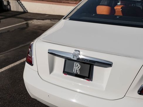 Used 2024 Rolls-Royce Ghost image 48