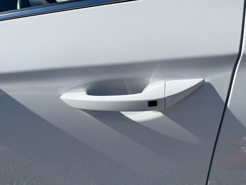 Used 2019 Hyundai Ioniq SEL image 13