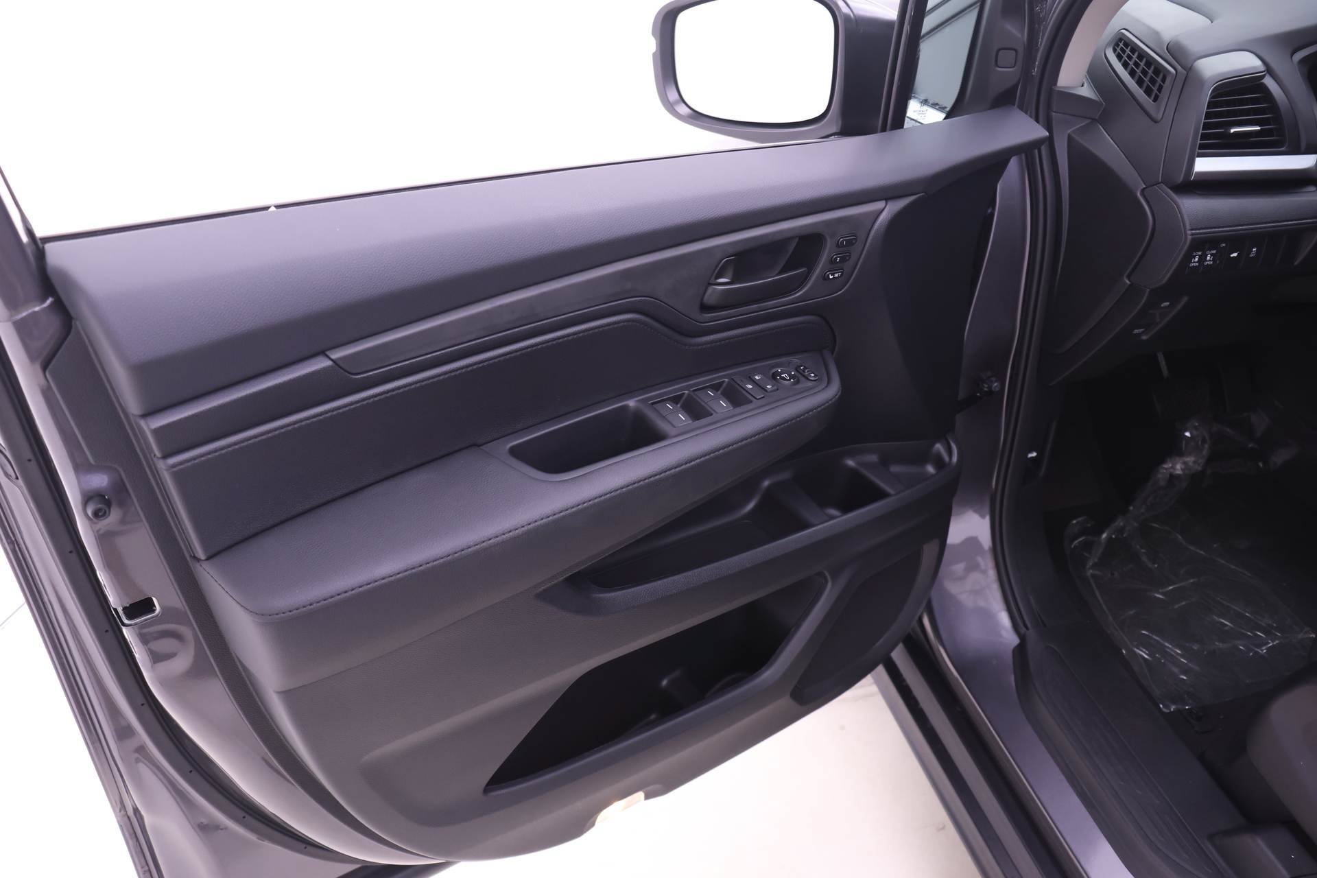 New 2027 Honda Odyssey EX-L image 9