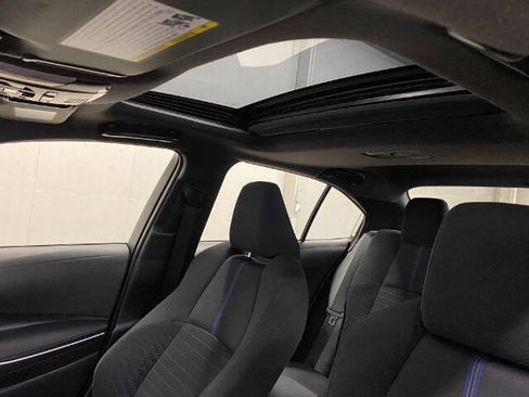 Used 2020 Toyota Corolla SE w/ Carpet Mat Package (TMS) FWD image 12
