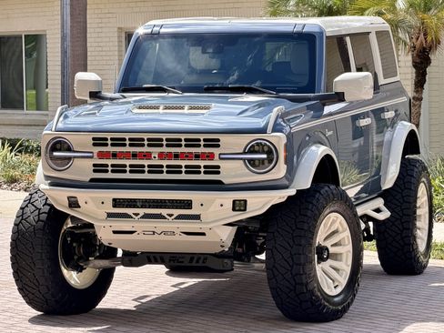 Used 2025 Ford Bronco Outer Banks AWD/4WD image 5