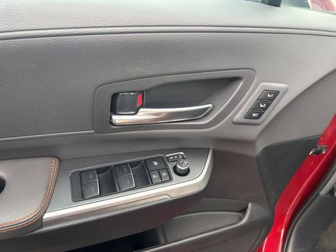 Used 2024 Toyota Sienna XSE w/ XSE Premium Package image 21