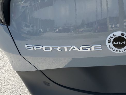 New 2026 Kia Sportage EX image 10
