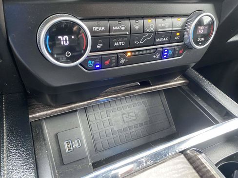 Used 2021 Ford Expedition Max Limited AWD/4WD image 28