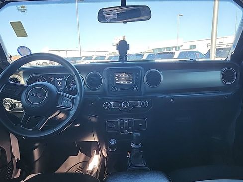 Certified 2019 Jeep Wrangler Unlimited Sport S image 3